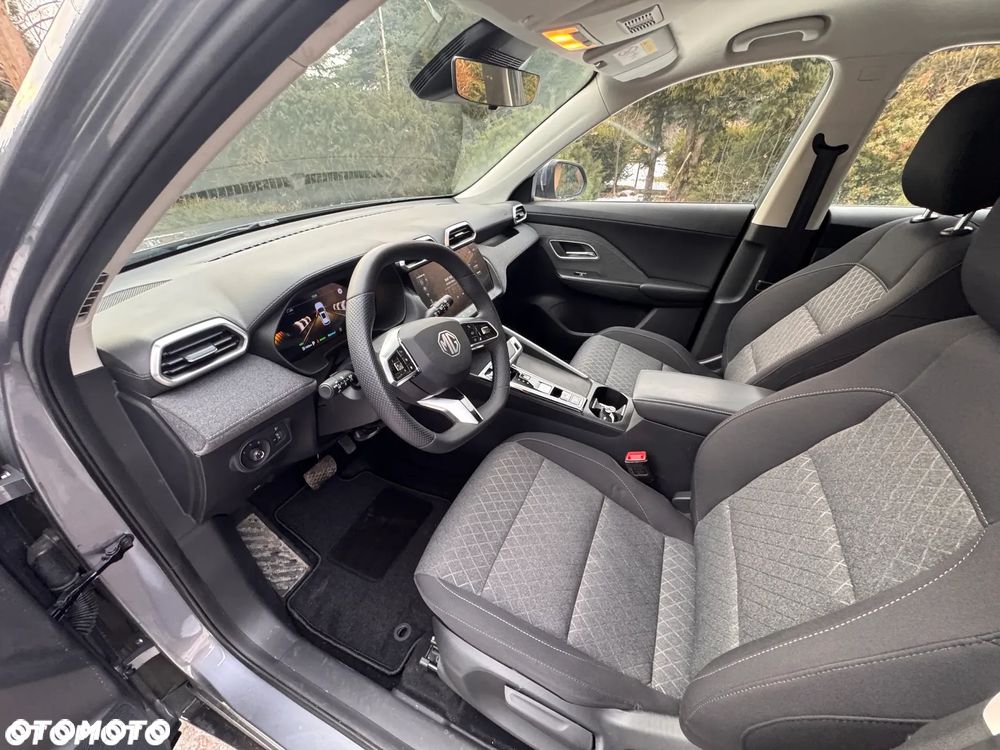 MG ZS 1.5 HEV+ Excite - 12