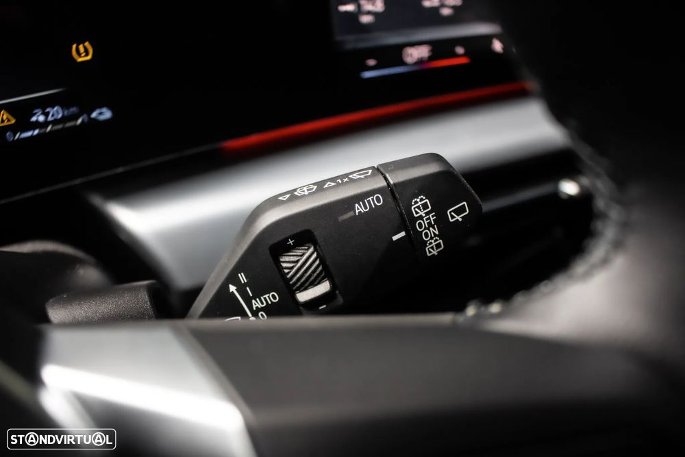 BMW X1 xDrive25e Aut. — fotografia 18