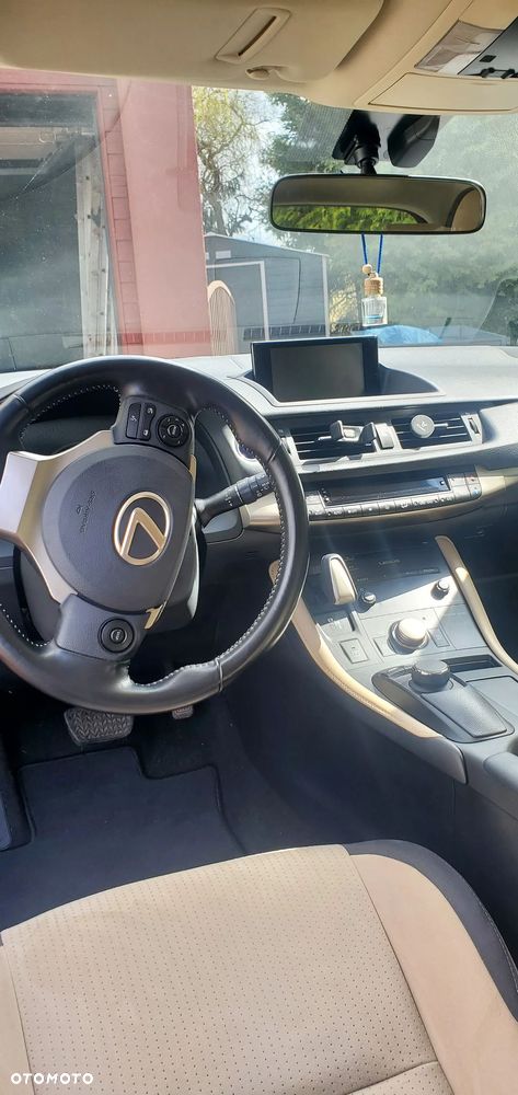 Lexus CT - 5