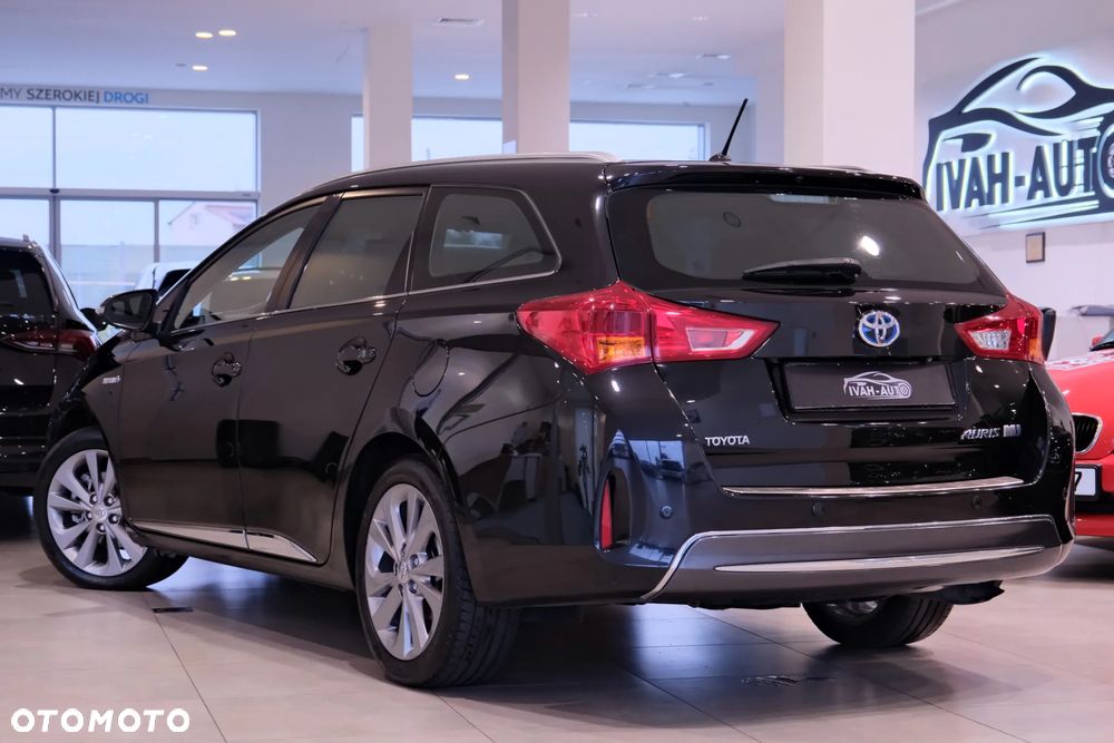 Toyota Auris 1.8 HSD Luna - 8