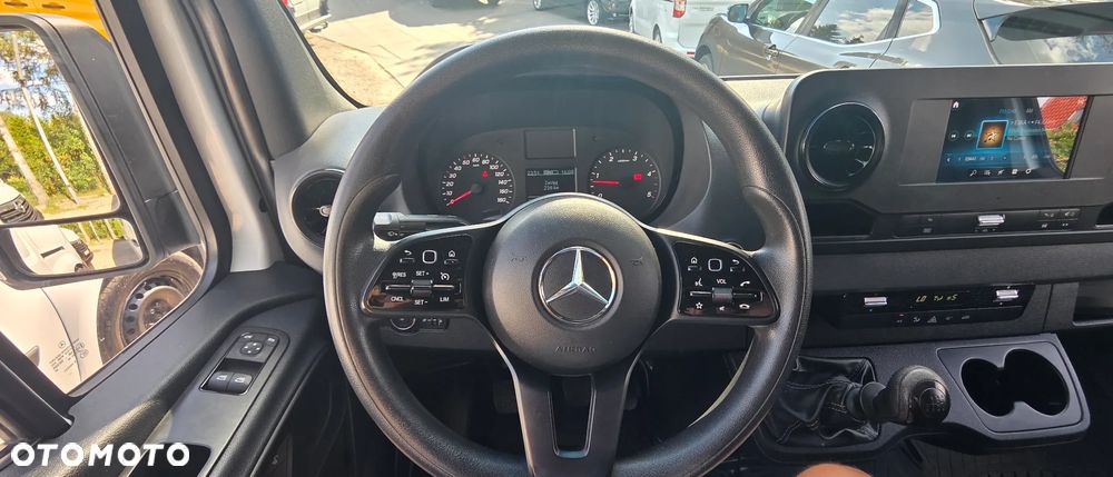 Mercedes-Benz SPRINTER MAXI BRYGADÓWKA SILNIK 3L - 36