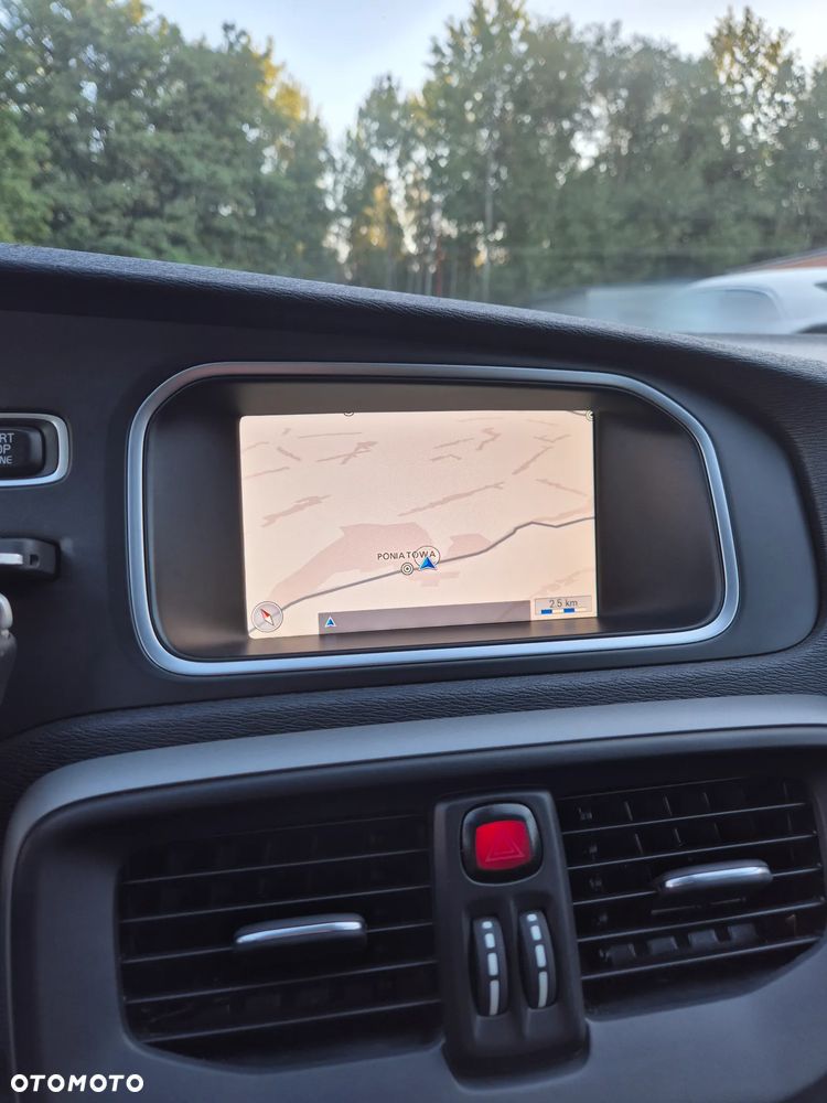 Volvo V40 - 17