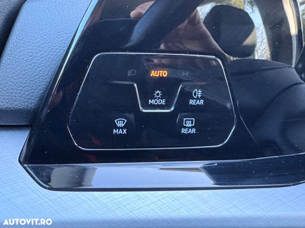 Volkswagen Golf 1.5 TSI ACT (BlueMotion Technology) DSG Comfortline - 26