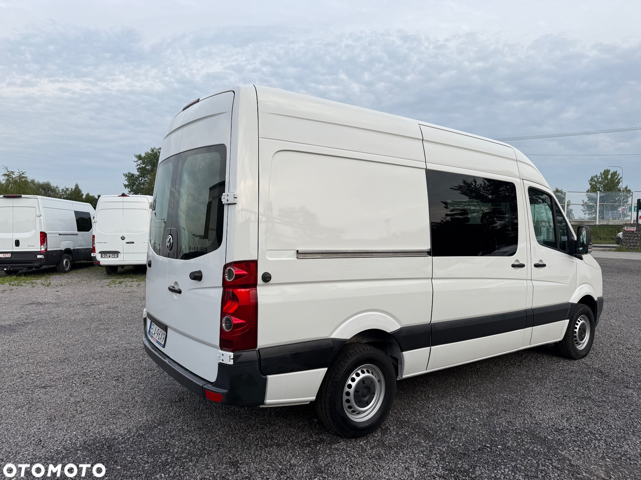Volkswagen Crafter Brygadowka 7 os 2.0 TDI Klima - 4
