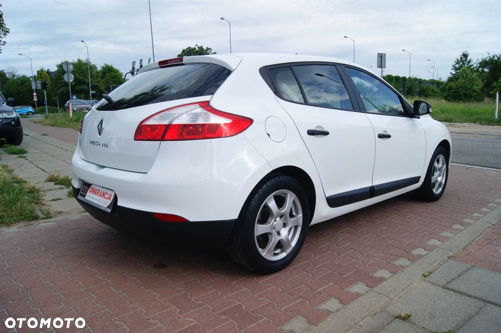 Renault Megane 1.6 16V 100 Authentique - 4