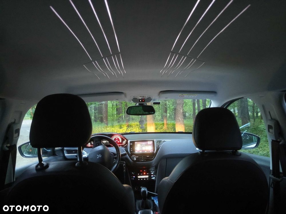 Peugeot 2008 - 6