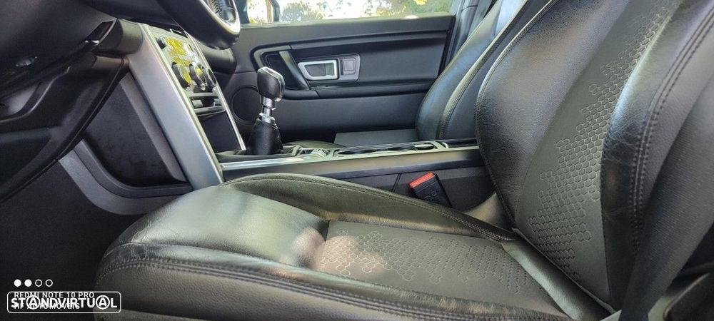 Land Rover Discovery Sport 2.0 eD4 HSE Luxury - 27