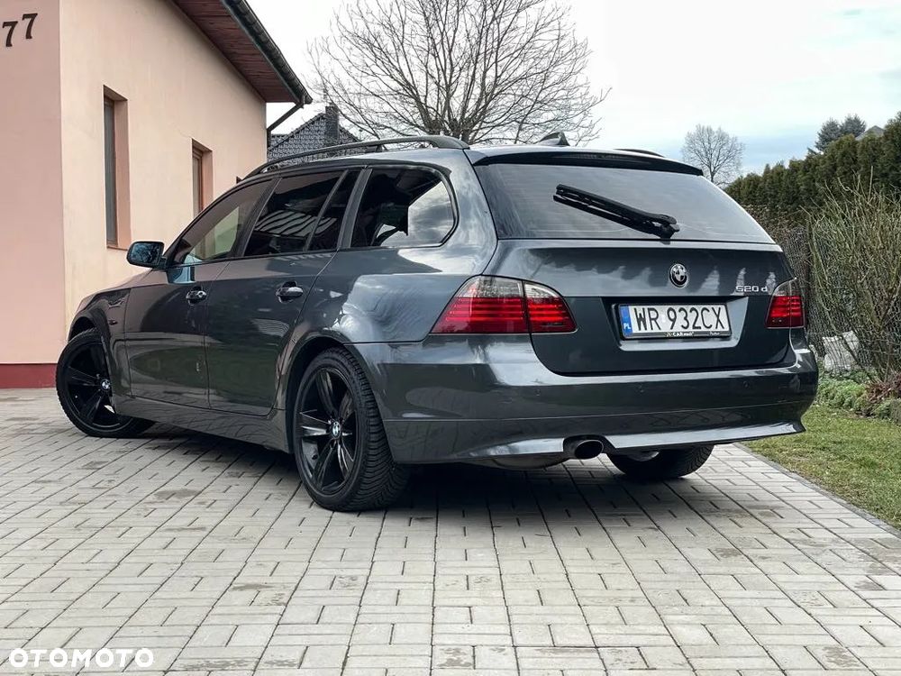BMW Seria 5 520d - 4