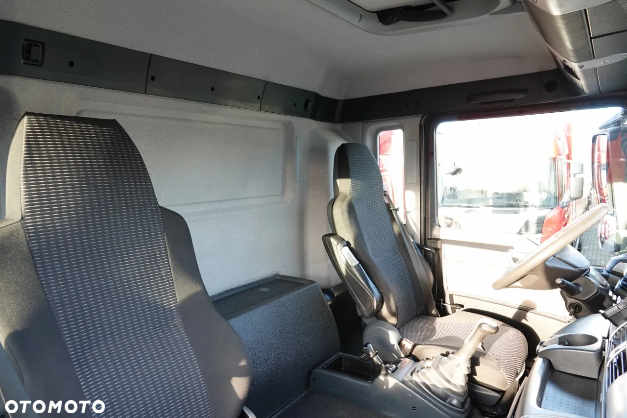 MAN TGS 33.360 / 6x4 / WYWROTKA TYLNOZSYPOWA 5,8 M + HDS HIAB XS 122 / STEROWANIE RADIOWE / HDS ZA KABINĄ / EURO 5 / MANUAL - 31