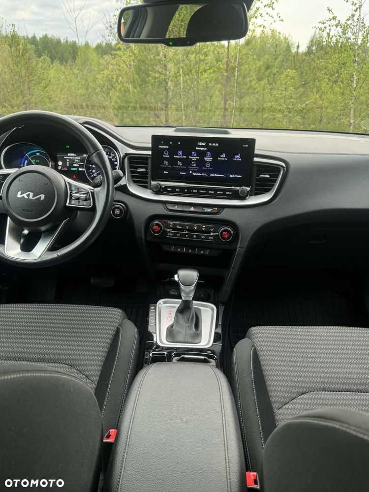 Kia XCeed - 32