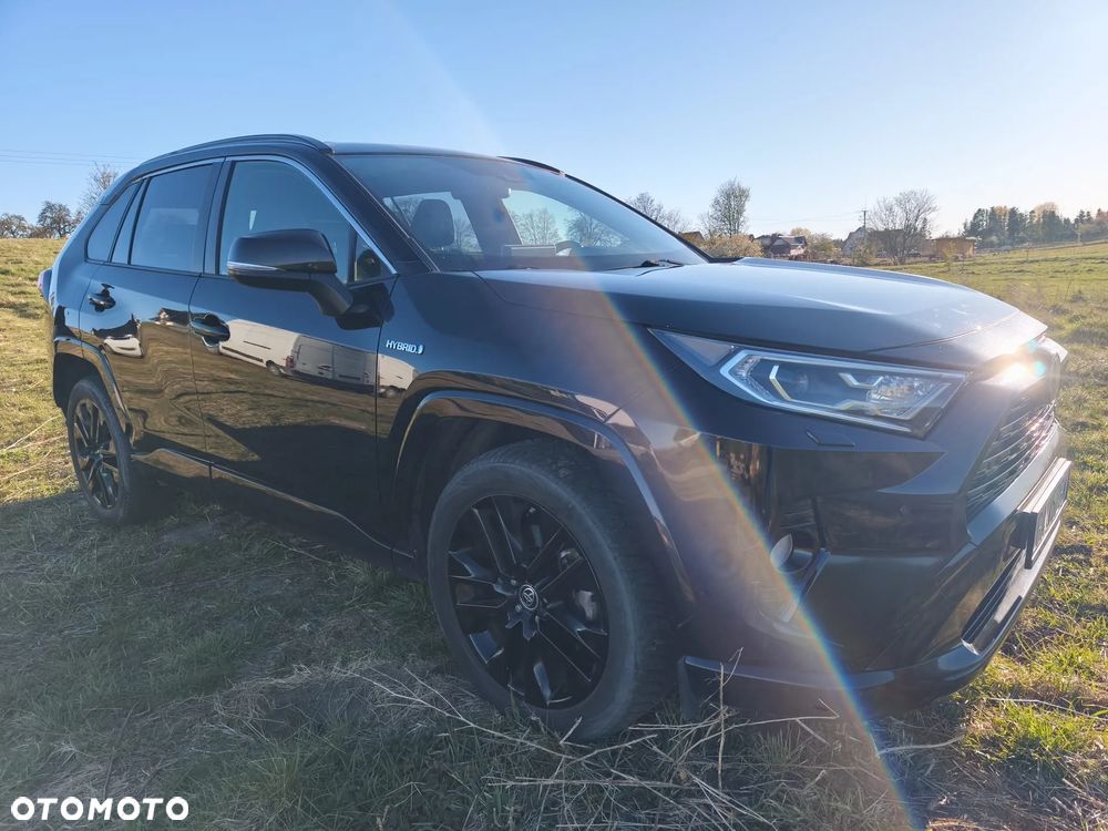 Toyota RAV4 2.5 Hybrid Black Edition by JBL 4x4 - 4