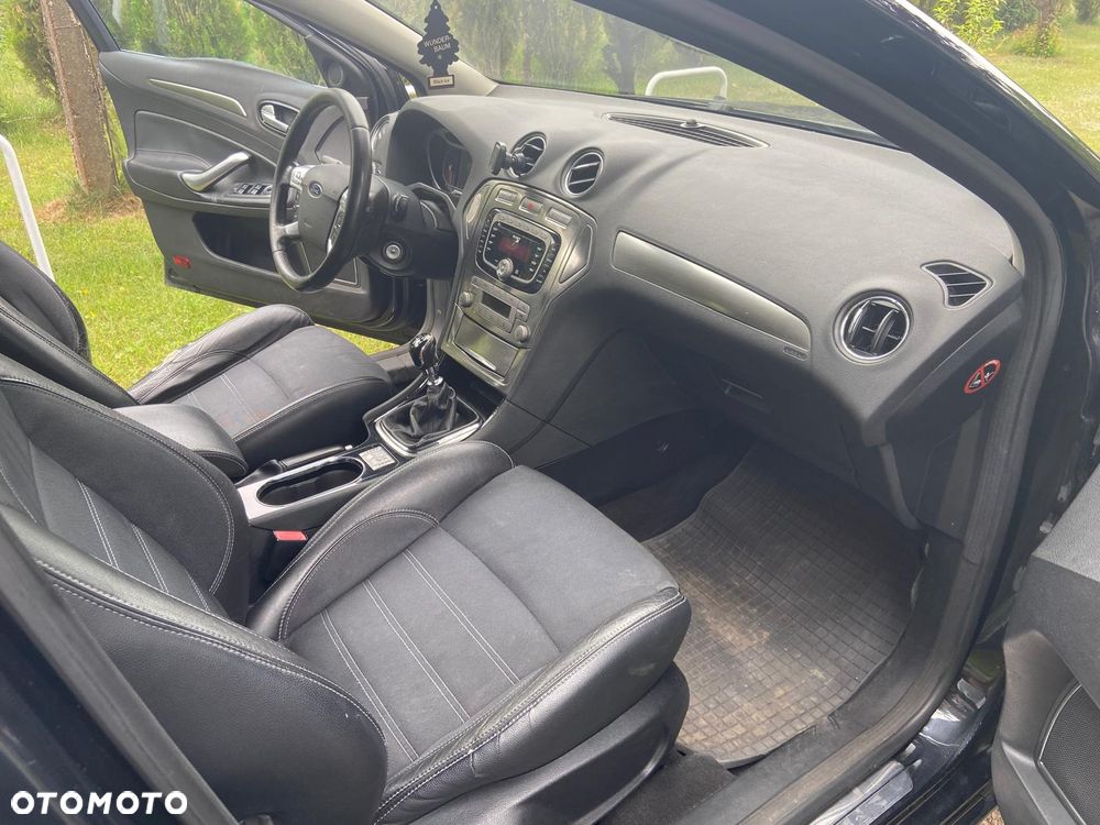 Ford Mondeo 2.0 TDCi Titanium - 11