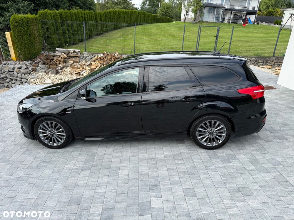 Ford Focus 1.0 EcoBoost ST-Line - 6