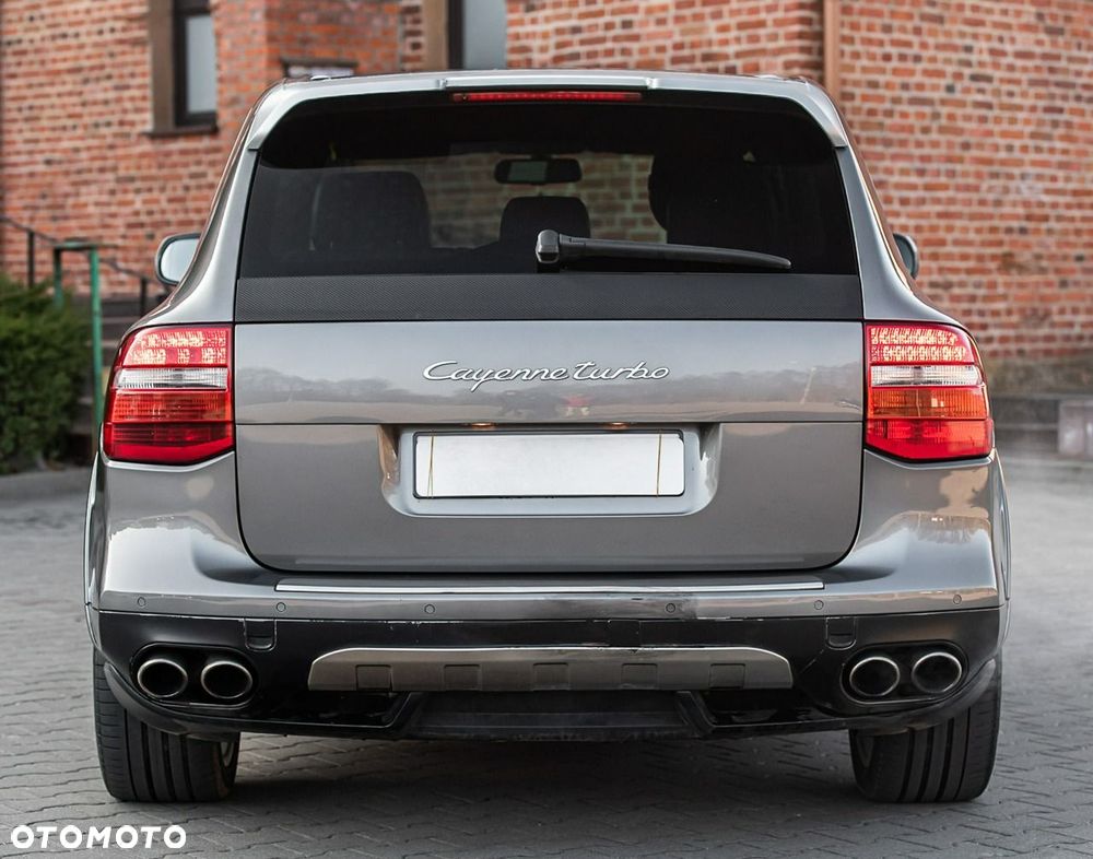 Porsche Cayenne Turbo Tiptronic S - 17