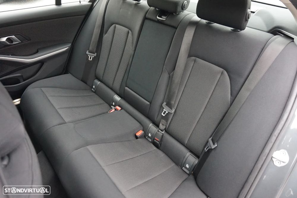 BMW 330 e Corporate Edition Auto - 15