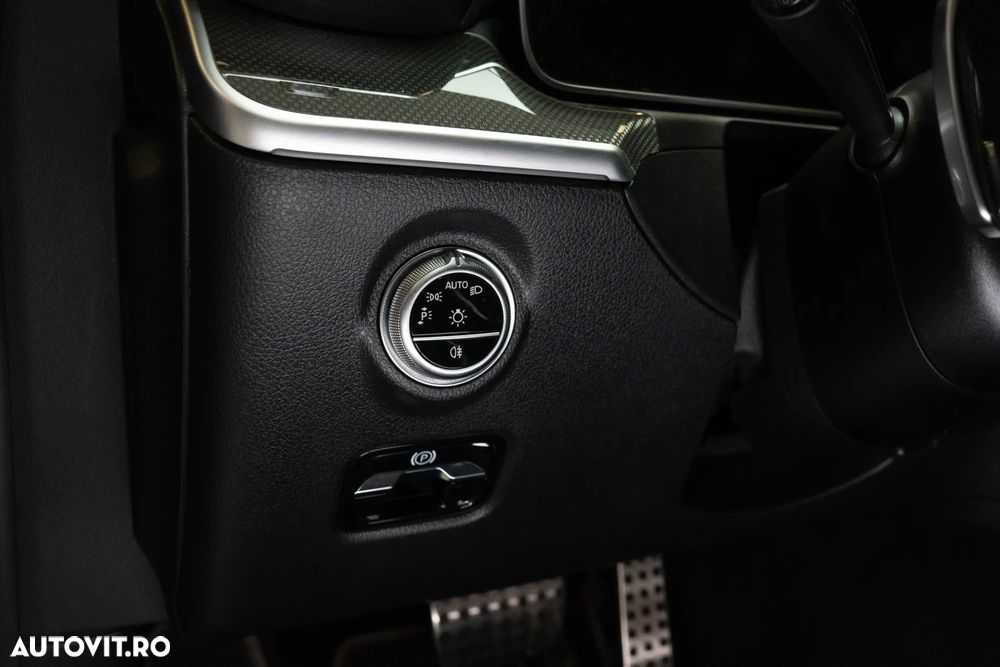 Mercedes-Benz C 300 MHEV 4MATIC - 16