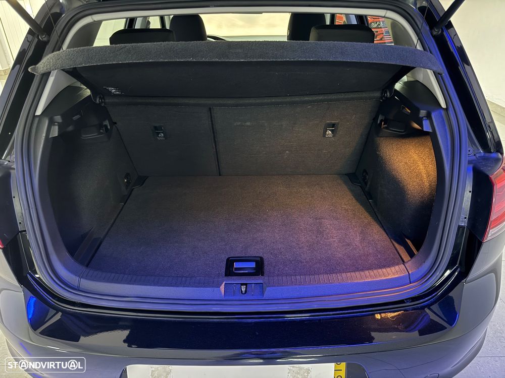 VW Golf 1.6 TDi Best Edition DSG - 25