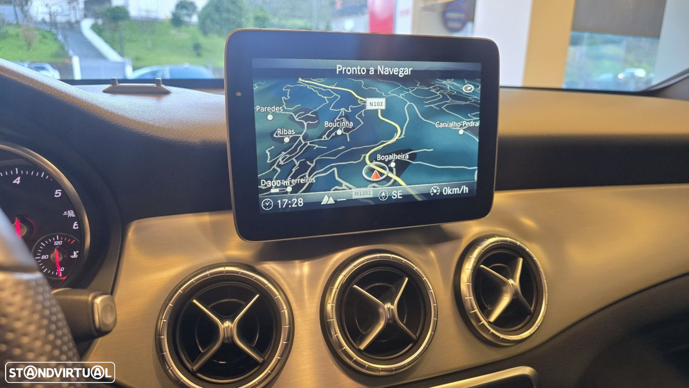 Mercedes-Benz CLA 200 d Shooting Brake AMG Line Aut. - 31