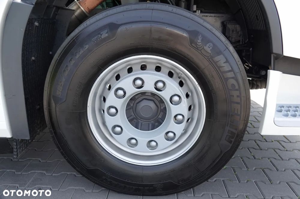 Volvo FH 500 / NISKA KABINA / PO ZŁOTYM KONTRAKCIE SERWISOWYM / OPONY 100% - 18