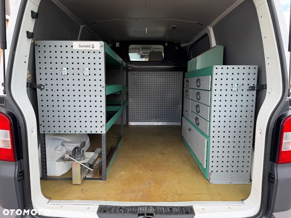 Volkswagen Transporter T5 Warsztat L1H1 - 19