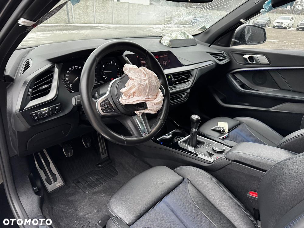 BMW Seria 1 118i Edition M Sport Shadow - 22