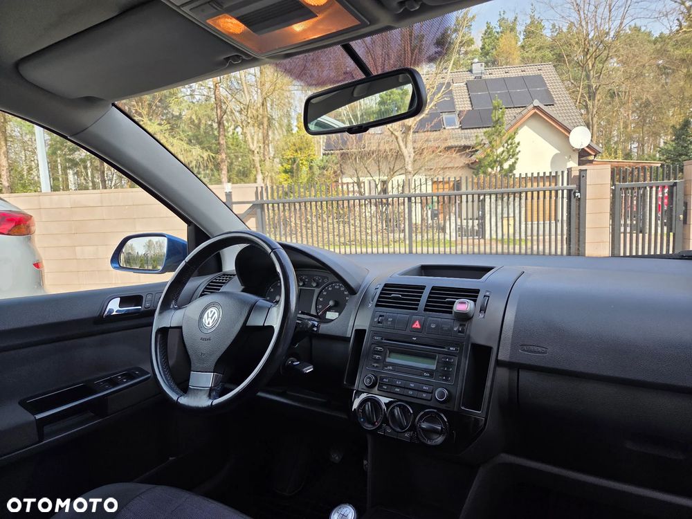 Volkswagen Polo - 11