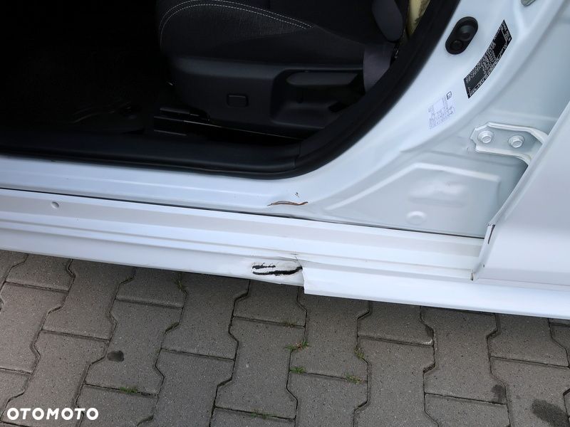 Toyota Corolla 1.8 Hybrid Comfort - 30