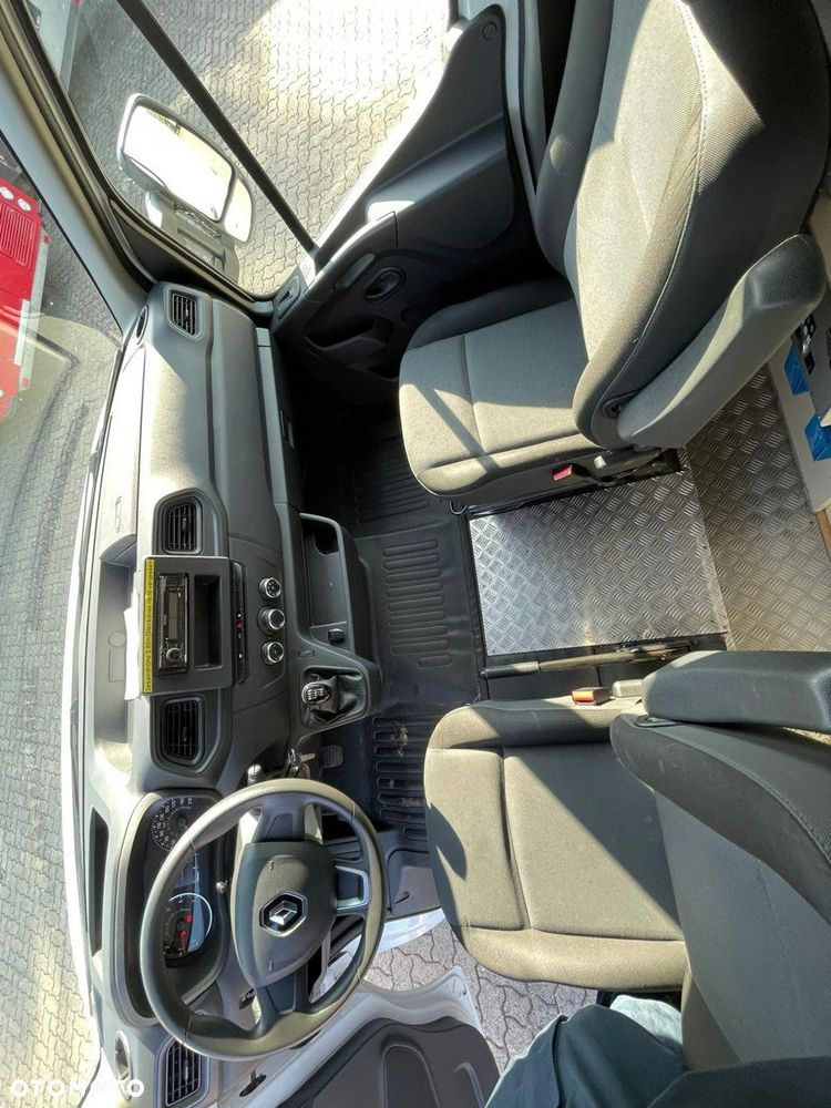 Renault Master - 15