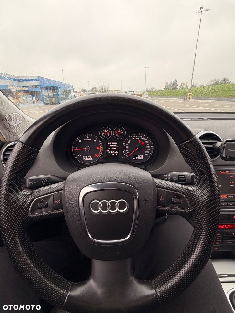 Audi A3 Sportback 2.0 TDI DPF Ambiente - 10