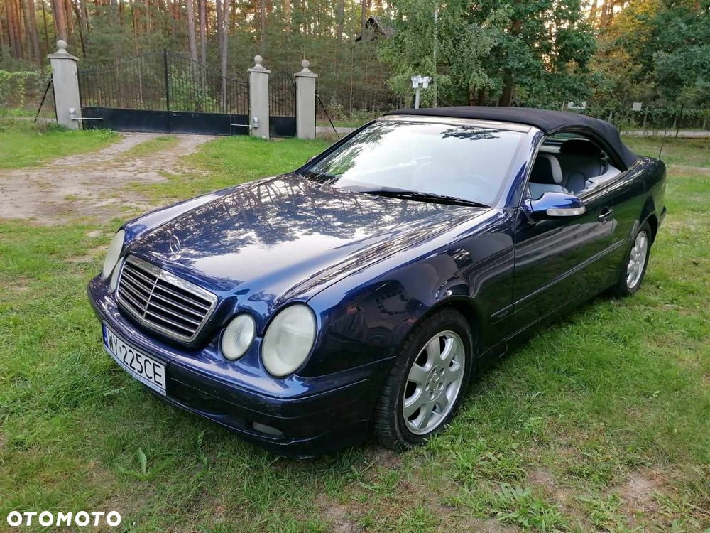Mercedes-Benz CLK - 9