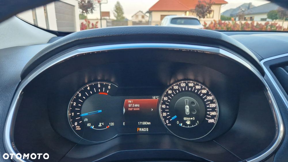 Ford Edge 2.0 TDCi Bi-Turbo 4x4 Titanium - 25