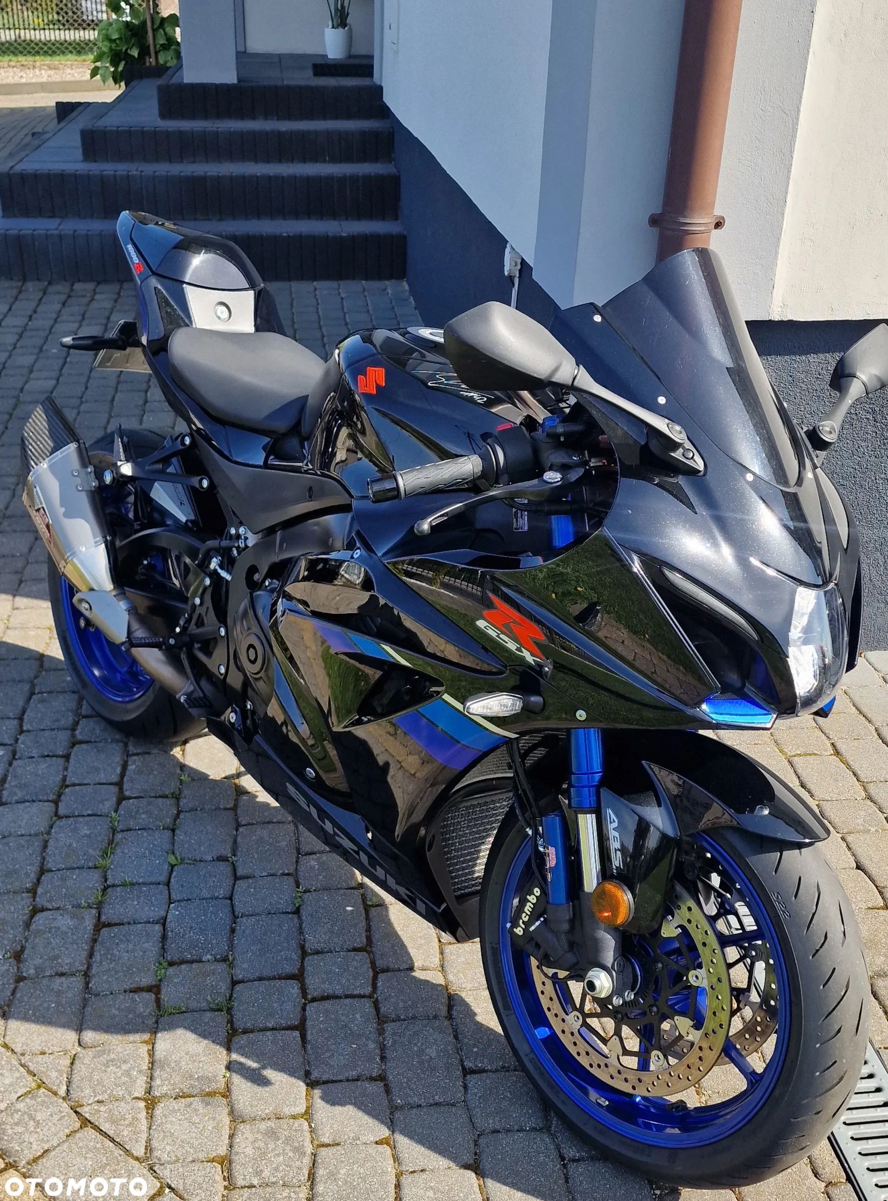 Suzuki GSX-R - 1