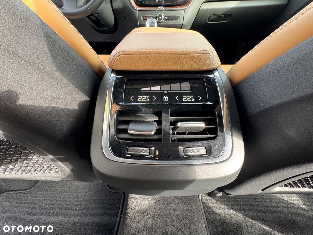 Volvo XC 60 B5 B Inscription - 19