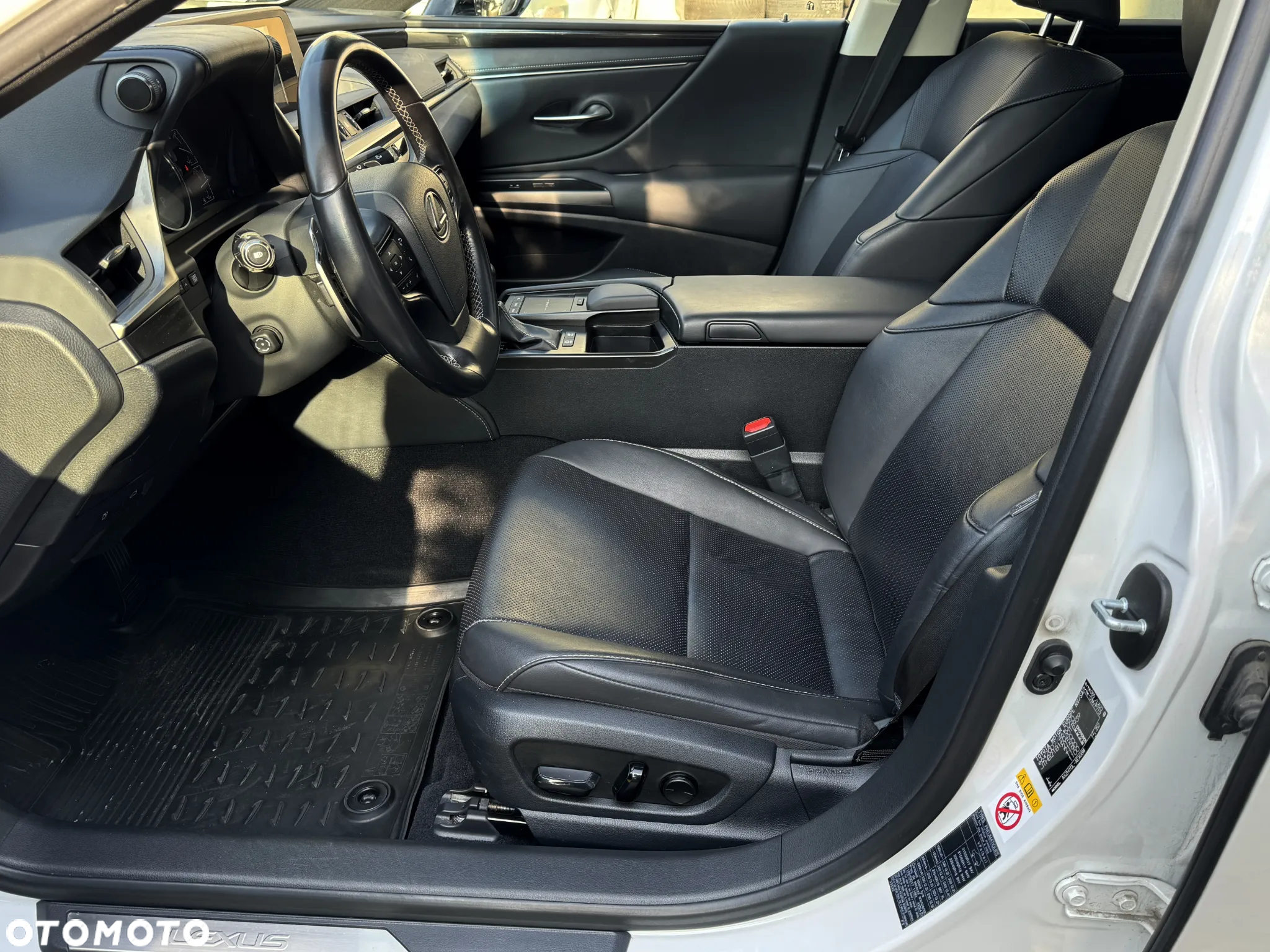 Lexus ES 300h Elegance - 5