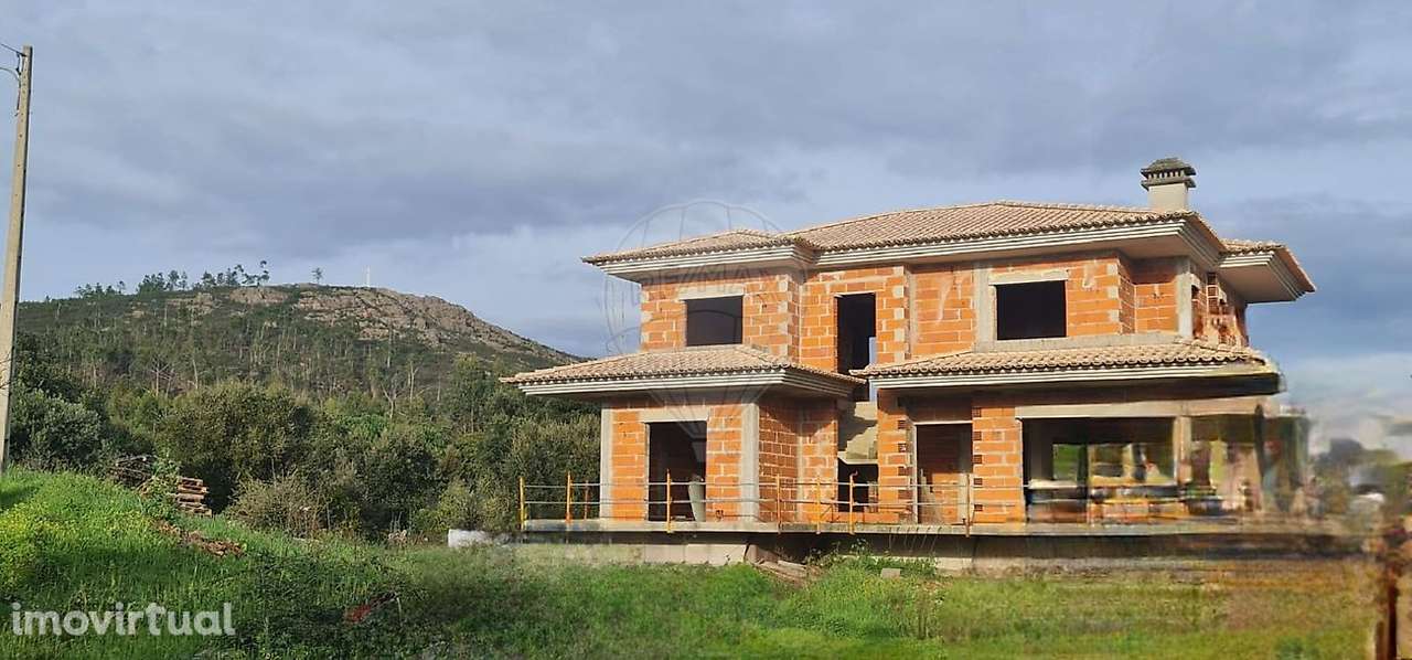 Moradia T5 para venda - Grande imagem: 2/28