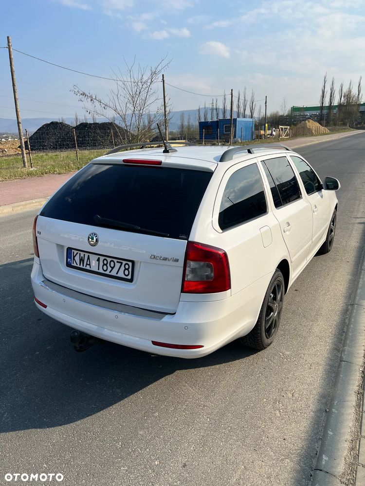 Skoda Octavia 1.6 TDI Ambiente - 7