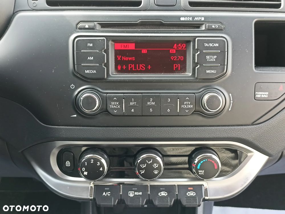 Kia Rio 1.2 Attract - 20