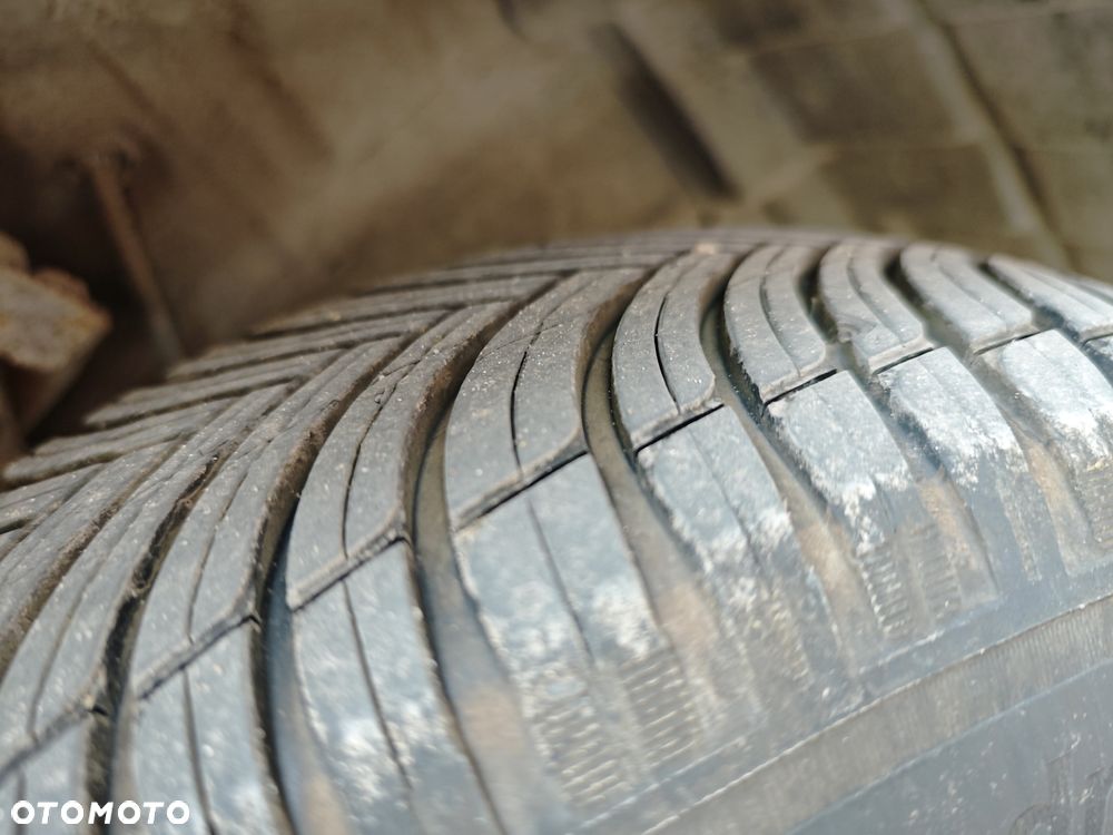 Mitsubishi Outlander 2.2 DI-D 4WD Instyle - 18