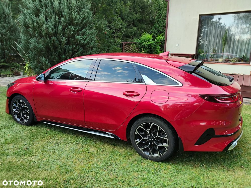 Kia ProCeed - 1
