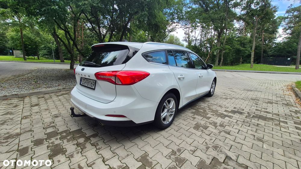 Ford Focus 1.0 EcoBoost Active - 4