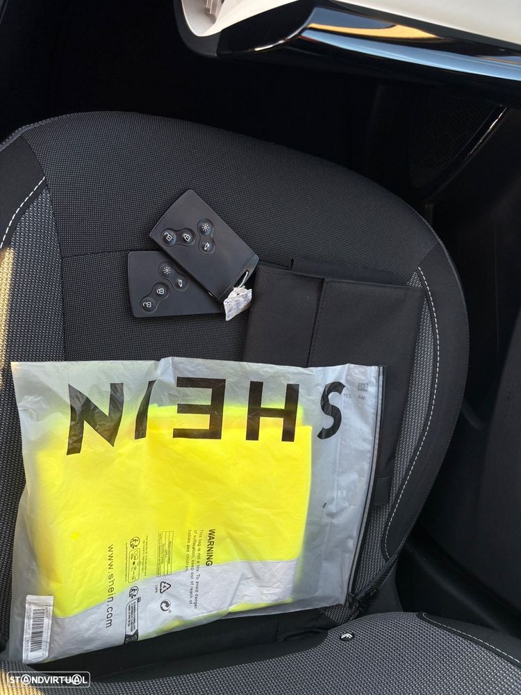 Renault Captur 0.9 TCE Exclusive - 22