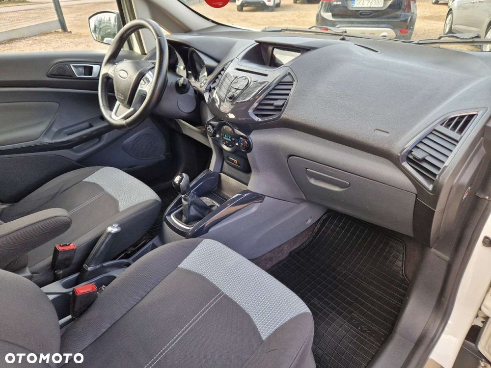 Ford EcoSport 1.0 EcoBoost TITANIUM - 19