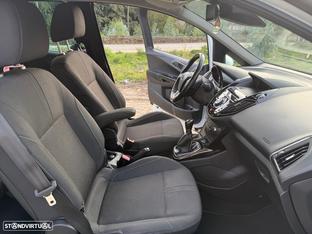 Ford B-Max - 13