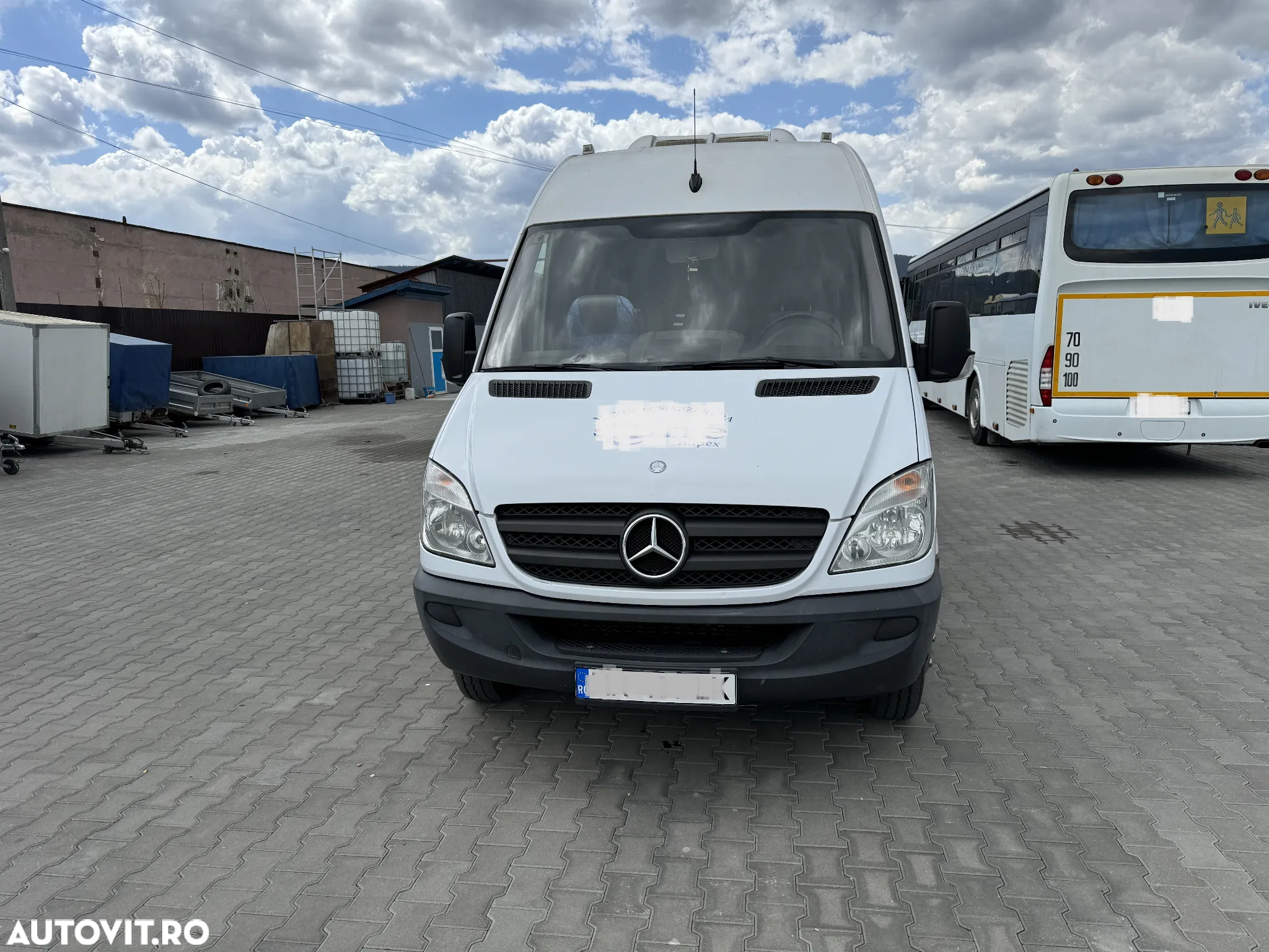 Mercedes-Benz Sprinter 519 - 3