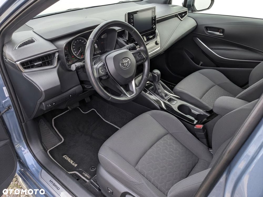 Toyota Corolla - 5