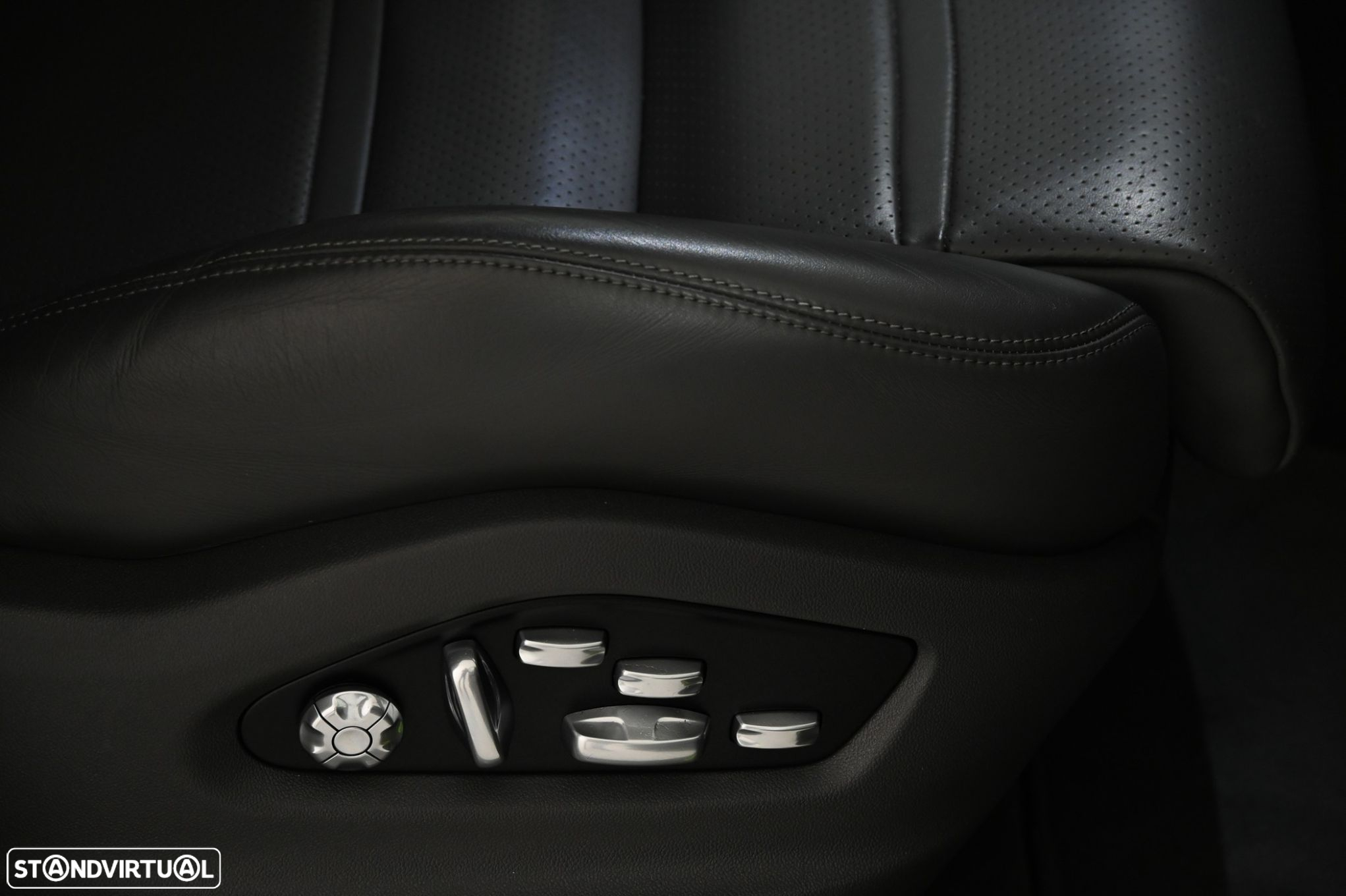 Porsche Cayenne Coupé E-Hybrid - 27