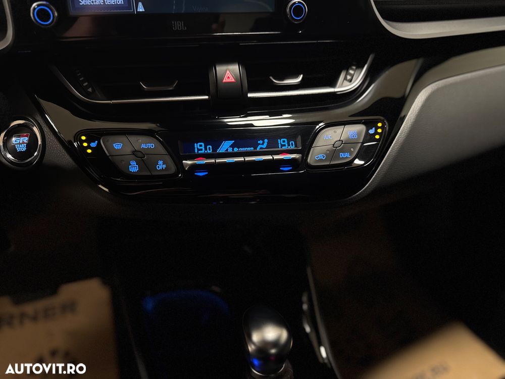 Toyota C-HR 1.8 HSD 122 CP 4x2 CVT C-lassy bi-tone - 26