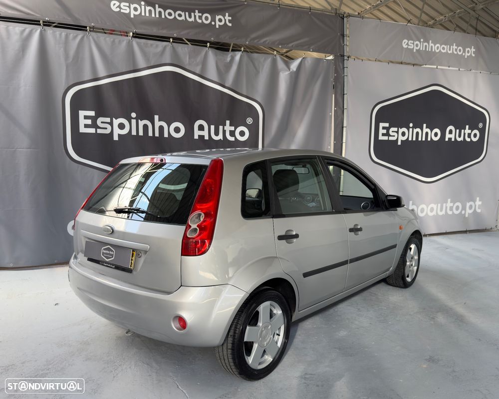 Ford Fiesta 1.25 Ghia - 2