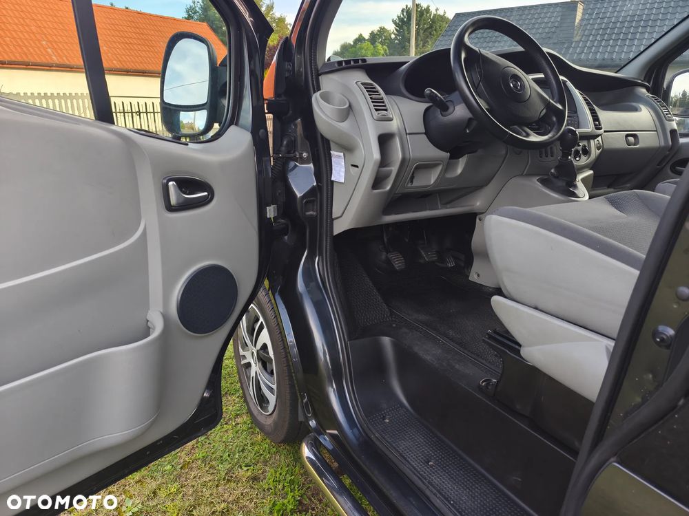 Opel VIVARO - 27
