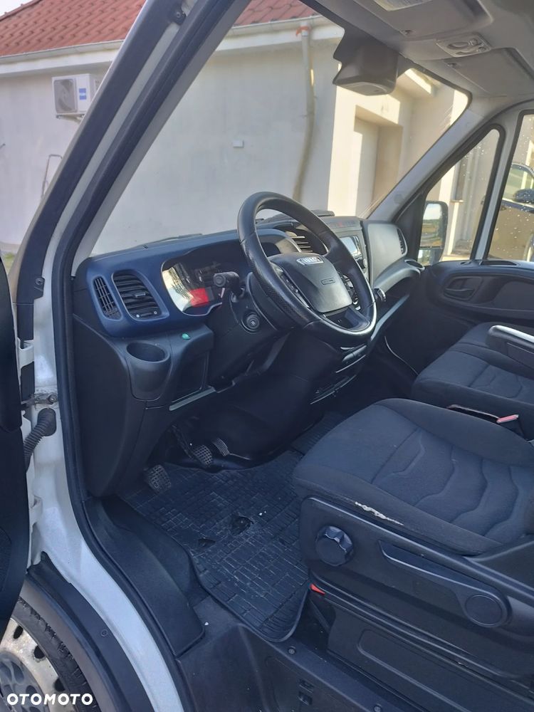 Iveco Furgon - 17